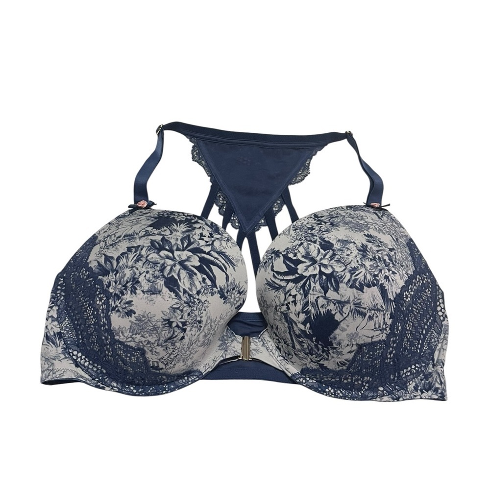 Cacique Blue and White Floral Front-Clasp Bra